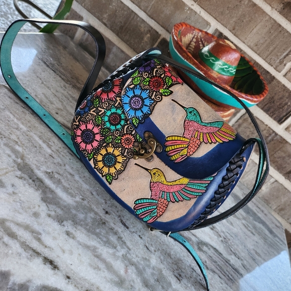 Hand Tooled Hummingbird Crossbody - Picture 14 of 16